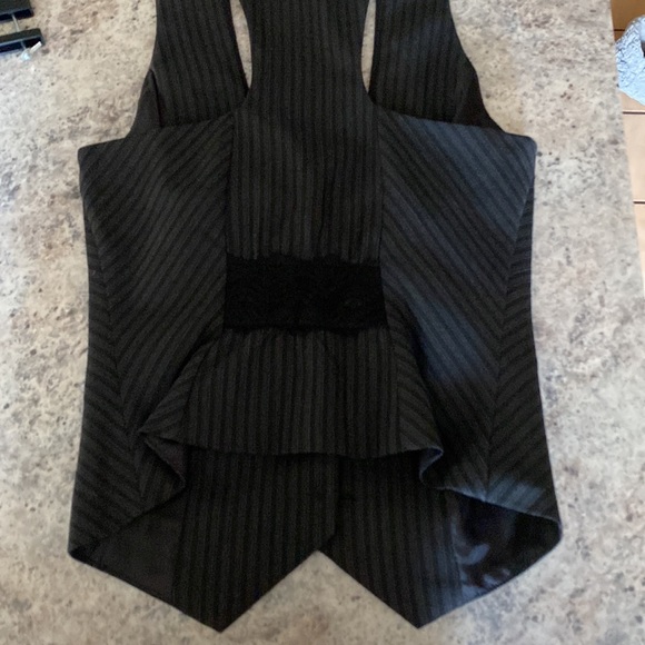 🖤BRAND NEW NO TAGS 🏷 MAURICES LOW CUT FLATTERING FORMAL VEST - Picture 10 of 11
